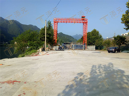 沉箱预制场.jpg
